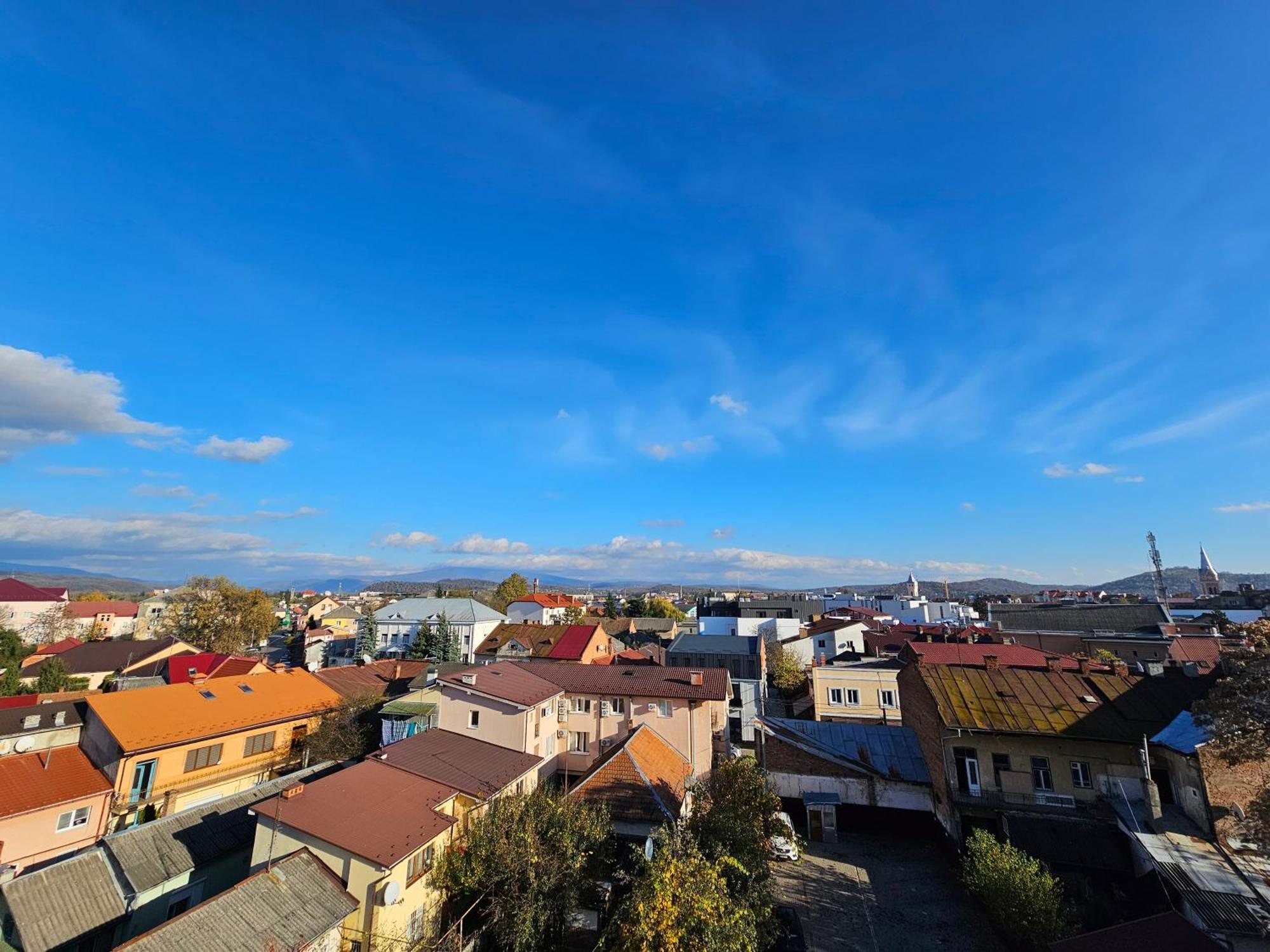 Blue Apartment Мукачево Экстерьер фото