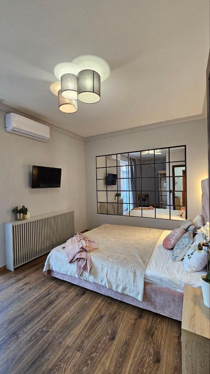 Blue Apartment Мукачево Экстерьер фото